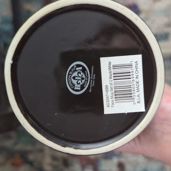 Cordon Bleu Ceramic Face Mugs with Open Mouth Cookie Holder Set of 2 - Picture 5 of 6